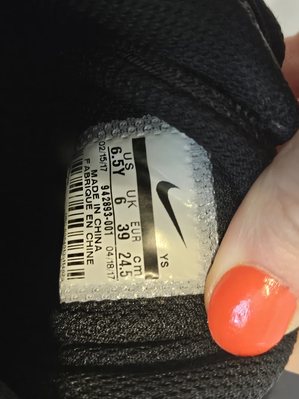 NIKE- Boys KD TREY Black Basketball Sneakers SZ 6.5Y